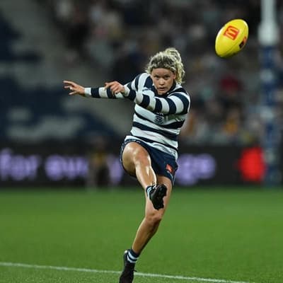 Finals hopes dim for Eagles, Port after AFLW defeats