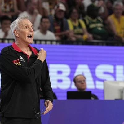 Breakers' coach hits out at NBL refs