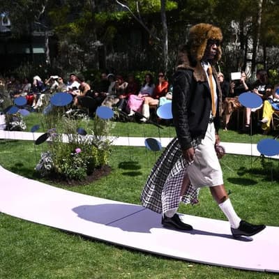 With hot looks and half a cello, fashion week returns
