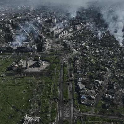 Ukraine says advances on Bakhmut's flanks trap Russians