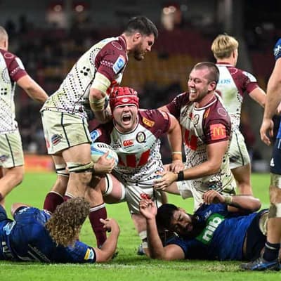 'Money time': Reds out to spoil Aaron Smith's party