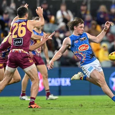 Humphrey bearing the load as Suns set up in Darwin