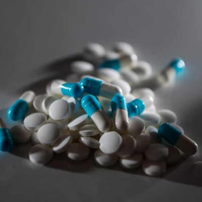 PM backs in prescription change amid pharmacy anger