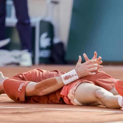 Kokkinakis outlasts Wawrinka in French Open epic