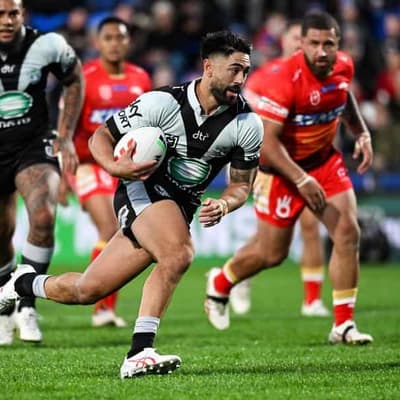 Johnson dances through the Dolphins in big Warriors win