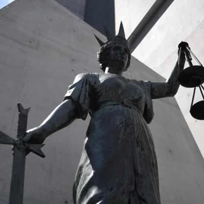 Murder accused could have 'turned around' before fight