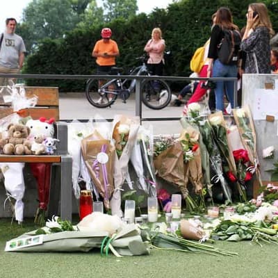 France lauds 'backpack hero' of Annecy attack