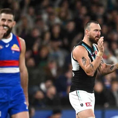 Power beat Bulldogs to surge to 10th-straight AFL win