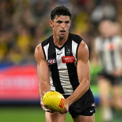 Pendlebury plays on, McRae inks fresh deal with Magpies