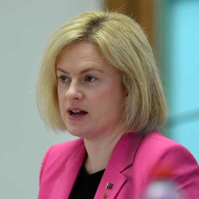 Retiring MP sets stage for Stoker political return