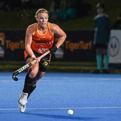 Schonell, Malone on target as Hockeyroos tame Belgium