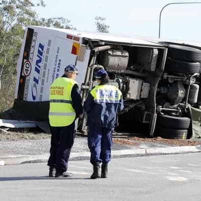 Bus tragedy leaves footy club in 'unfathomable sadness'