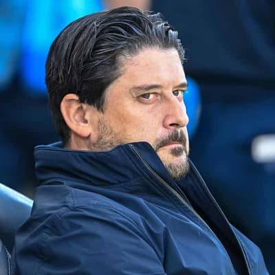 Coach Papas quits A-League Men strugglers Newcastle