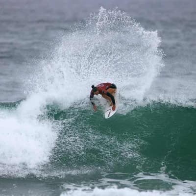 Wright into semis at Rio Pro with Ewing, Callinan alive