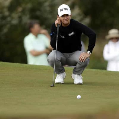 Karrie Webb challenging to retain Senior LPGA crown