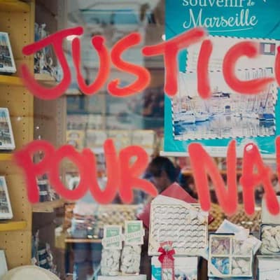 Tensions on France's streets ease, fewer arrests made