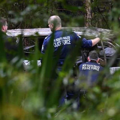 Bodies found in two burnt-out cars prompt police probe