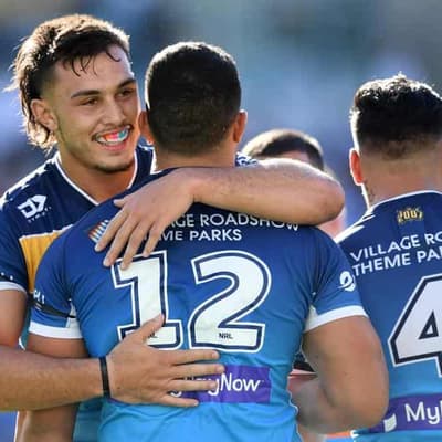 Hasler makes pitch to star Titans duo Tino and Fifita