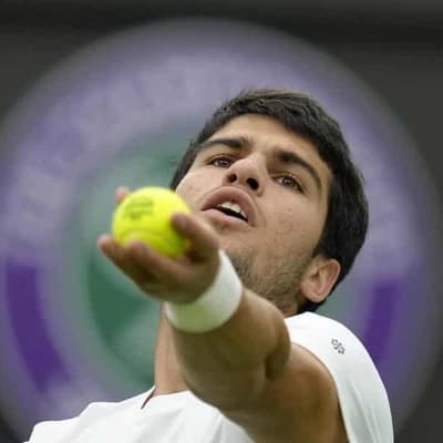 Stylish Alcaraz rushes into Wimbledon second round