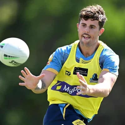 Toby Sexton backed by mentors to shine as Bulldogs No.7