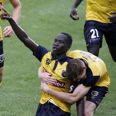Alou Kuol returns to Mariners after stint in Germany