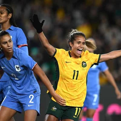 Fowler steers Matildas to send-off victory over France