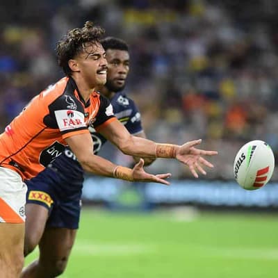 Daine Laurie inks one-year deal for Panthers homecoming