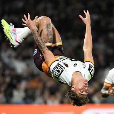 Walsh magic inspires Broncos win over woeful Rabbitohs