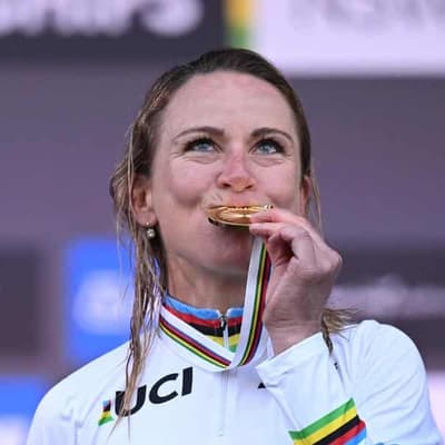 Women's Tour de France looks like Annemiek v Demi duel