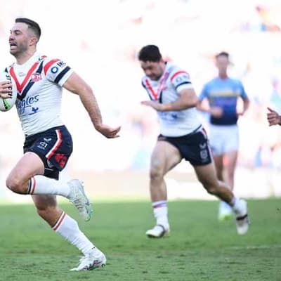 Tedesco terrorises Titans as Roosters stay alive in NRL