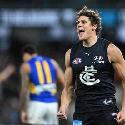Injuries sour Blues' AFL win as Curnow kicks 10 goals