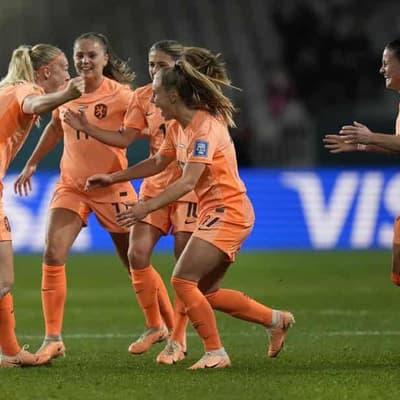 Netherlands eke out 1-0 World Cup win over Portugal