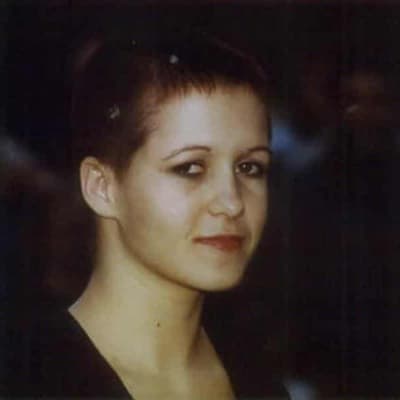 'It hurts still 20 years later': mum's anguish