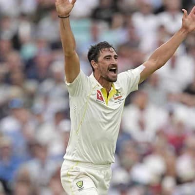 Starc beats shoulder pain to put Australia on top