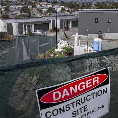 Double dissolution threat looms as parliament returns