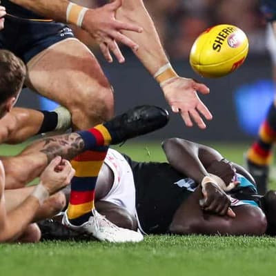 Power coach backs doctor's decision after head clash