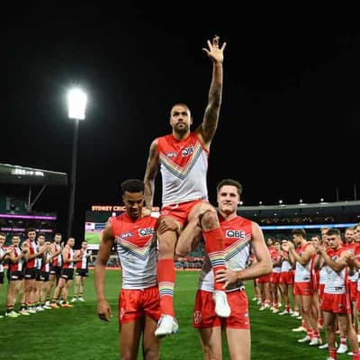 Lance Franklin calls time on glittering AFL career