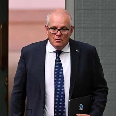 Morrison a 'bottomless well of self-pity' on robodebt