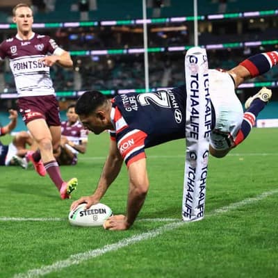 12-man Roosters claim vital NRL win over Manly