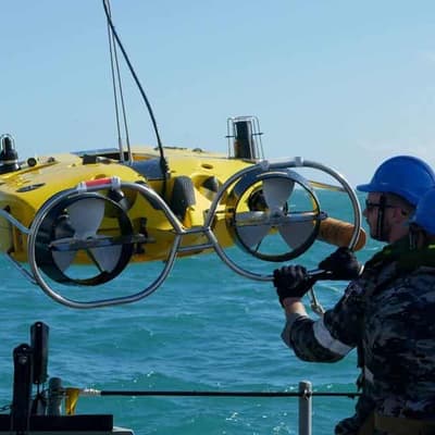 Families owed facts after defence chopper crash: Marles