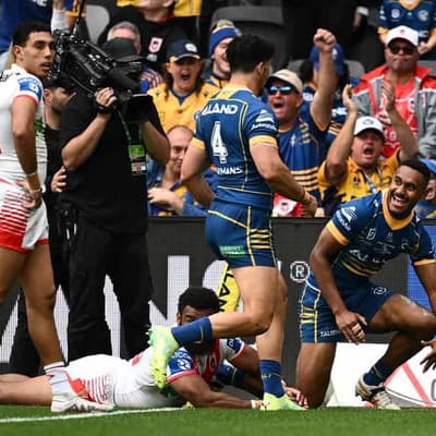 Eels survive Dragons scare to remain in NRL finals hunt