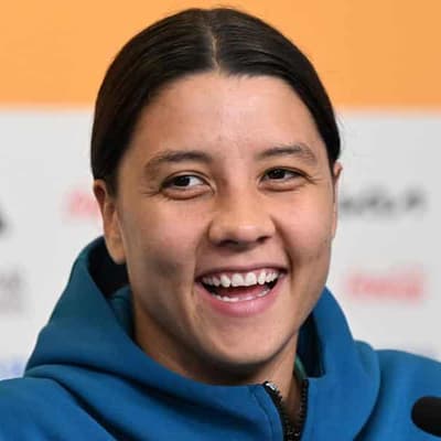 Kerr wants to end rollercoaster World Cup with bronze