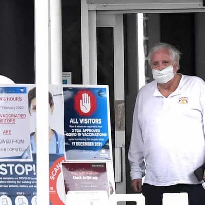 Palmer funded action against Telstra over COVID vaccine