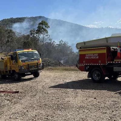 Two men charged over deliberately lighting Qld blazes