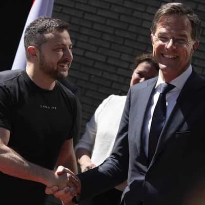 Zelenskiy in Netherlands to boost Ukraine air defences