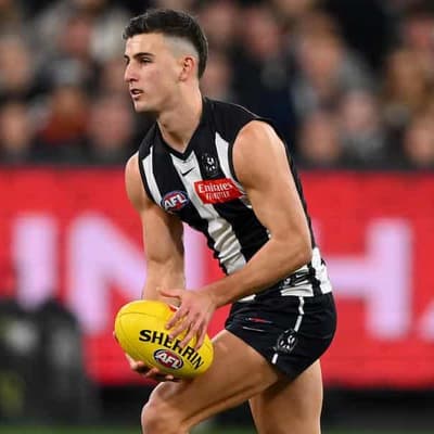 AFL star Daicos 'ahead of schedule' with knee recovery