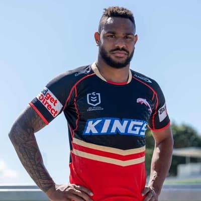 Hammer back as Dolphins No.1 for Drinkwater showdown