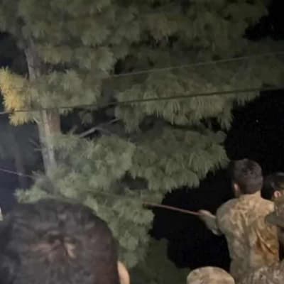 All eight people trapped on Pakistan cable car rescued