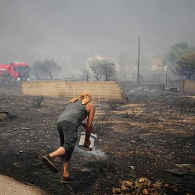Risk of more blazes in Greece as fire near Athens rages