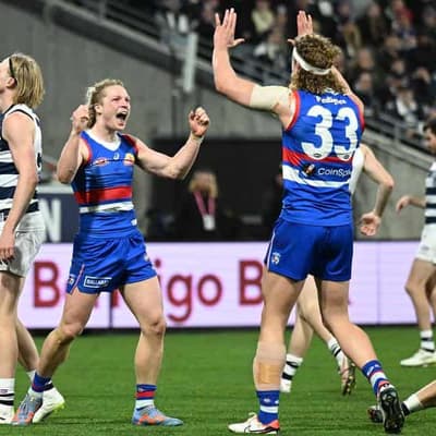 Bulldogs' finals hopes alive after gritty win over Cats